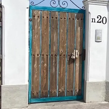 Numero20 Bed & Breakfast 4*