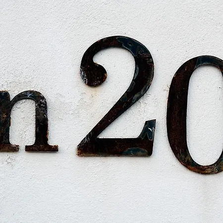 Frühstückspension Numero20 4*